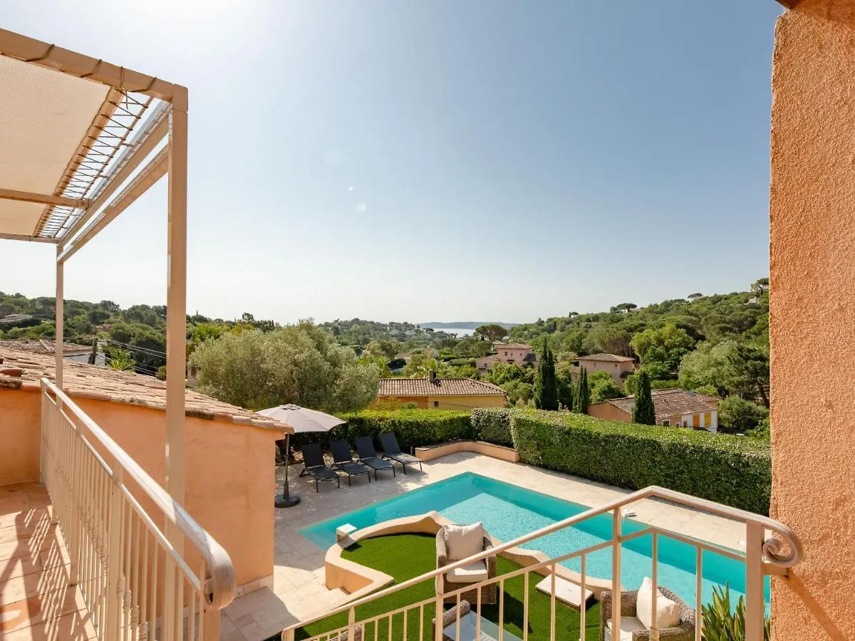 Villa Le Petit Rouveau By Interhome Guerre Vieille Francia